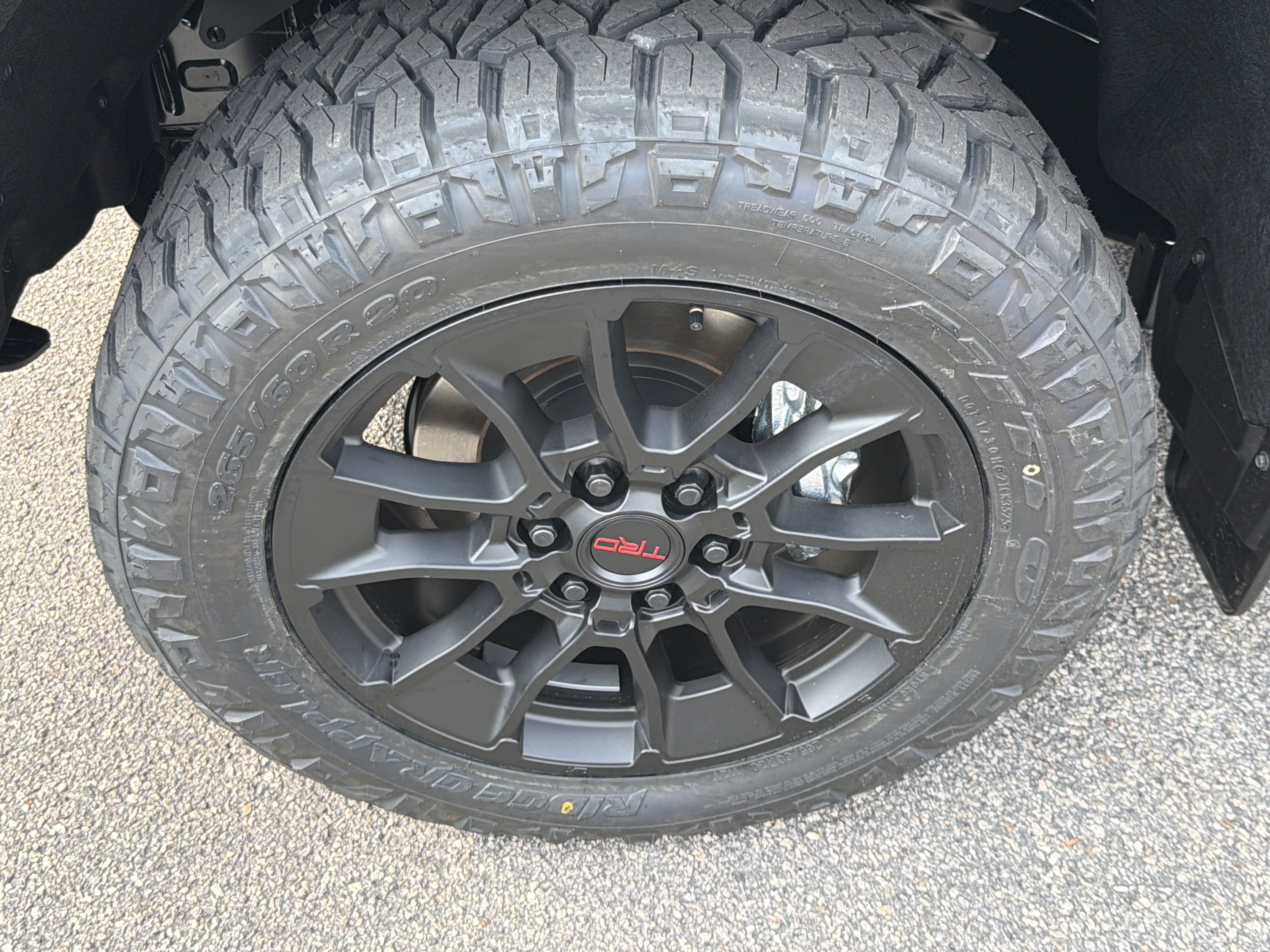 New 2026 Toyota Tundra Platinum w/ TRD Off-Road Package AWD/4WD image 21