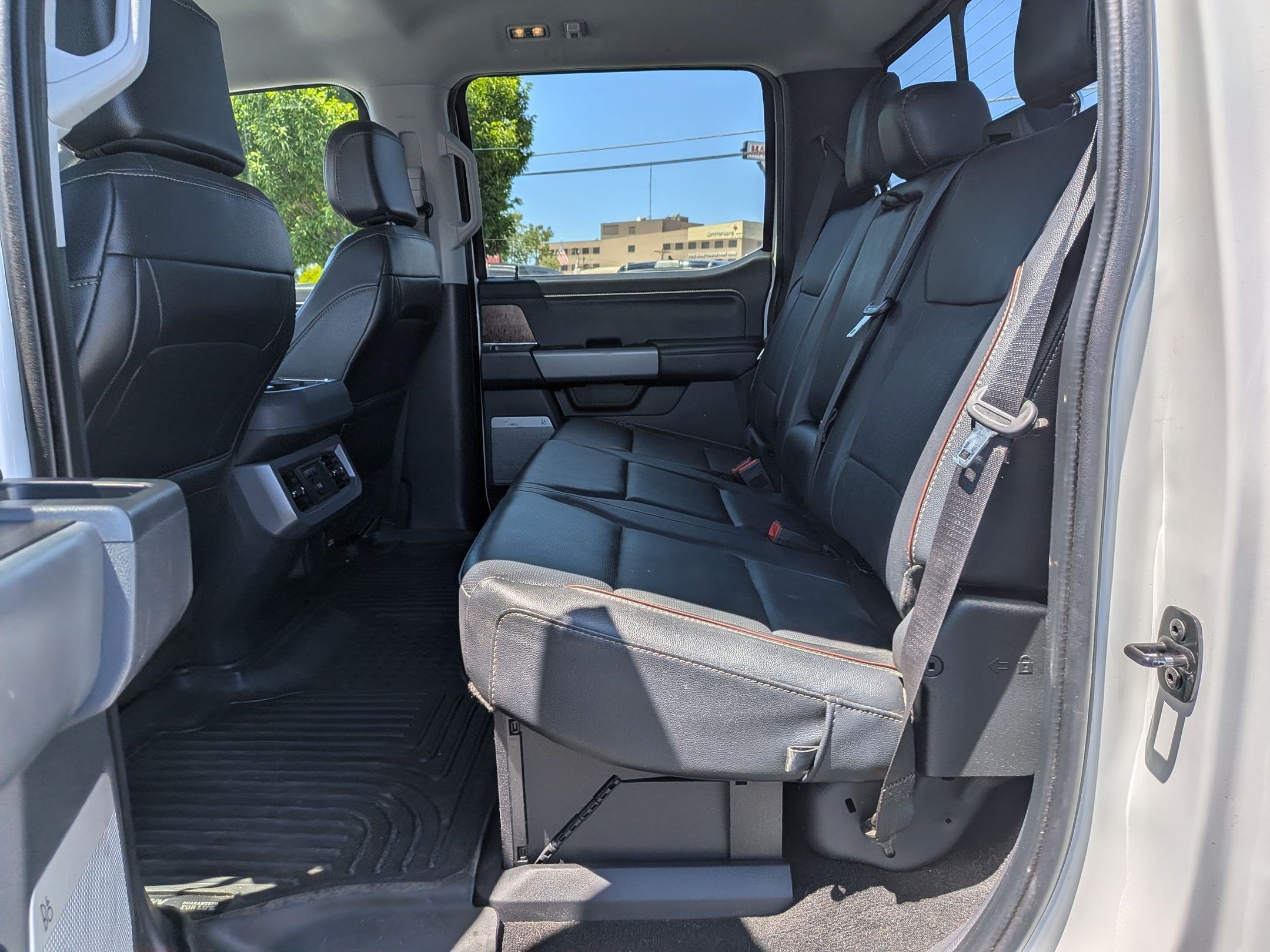 Certified 2024 Ford F350 Lariat AWD/4WD image 31