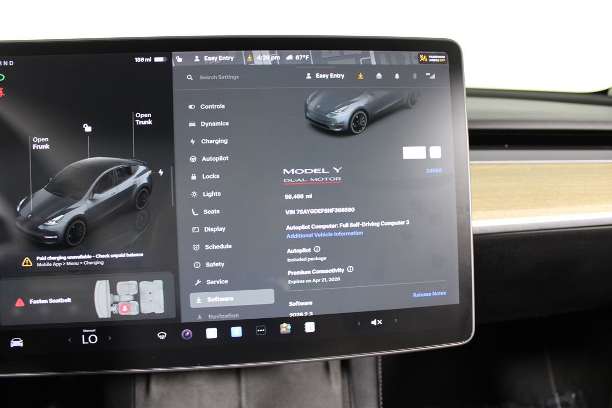 Used 2022 Tesla Model Y Performance AWD/4WD image 13