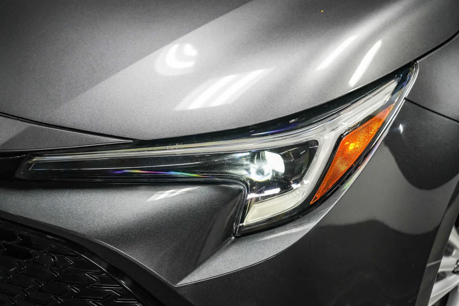 Certified 2023 Toyota Corolla SE FWD image 3