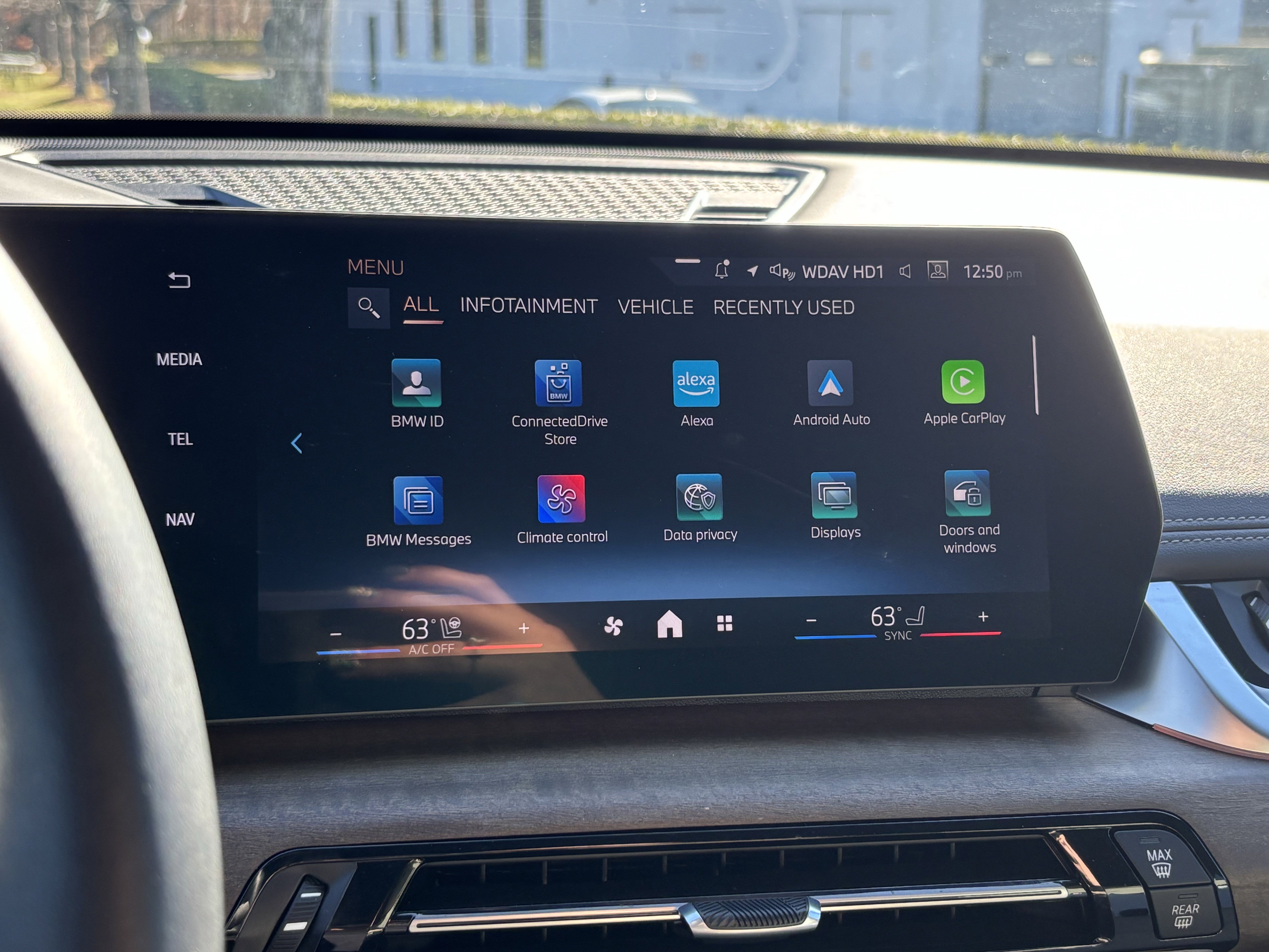 Certified 2025 BMW X1 xDrive28i w/ Convenience Package image 25