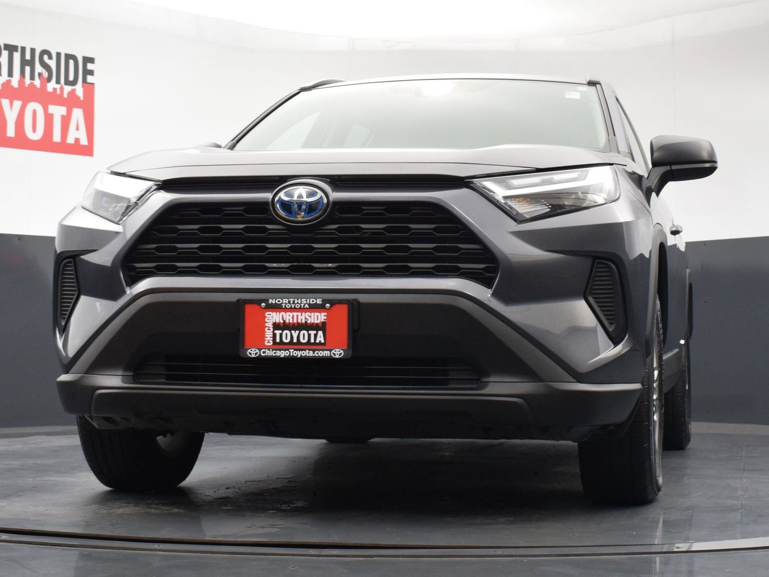 Used 2024 Toyota RAV4 LE AWD/4WD image 29