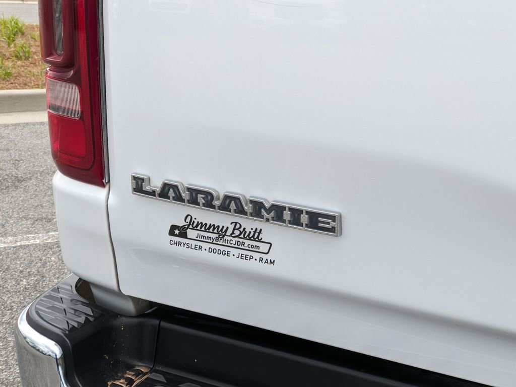Used 2022 RAM 1500 Laramie AWD/4WD image 13