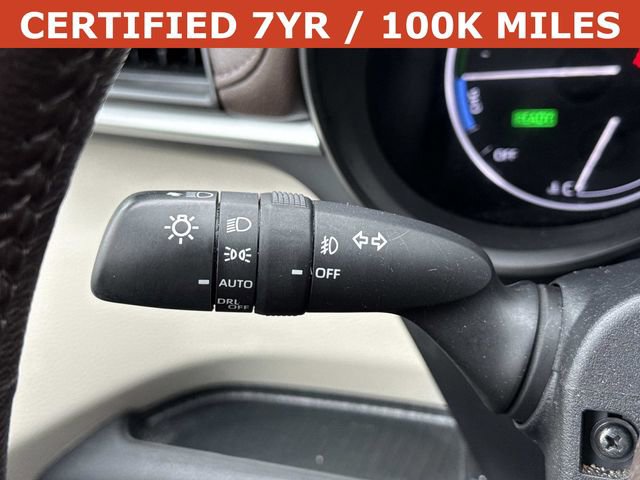 Used 2022 Toyota Sienna Platinum AWD/4WD image 27