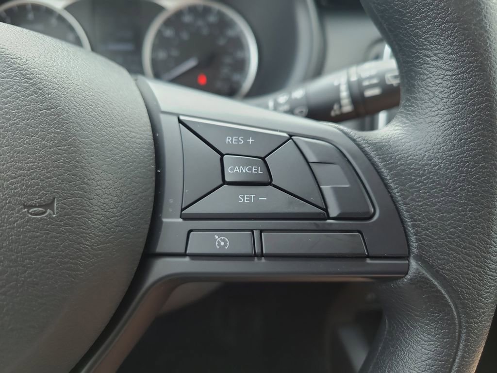 Certified 2025 Nissan Kicks Play S image 24