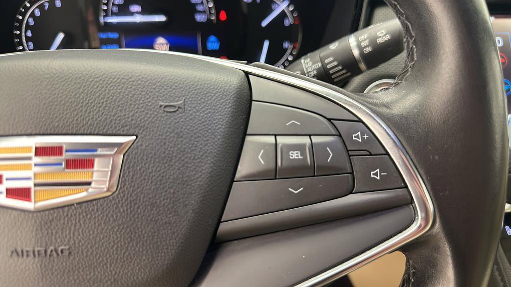 Used 2019 Cadillac XT5 AWD image 18