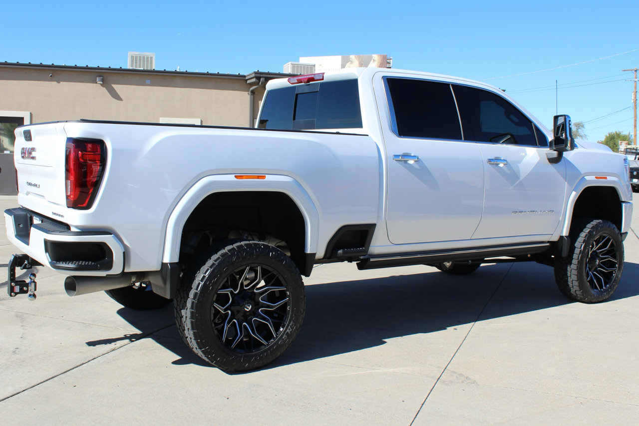Used 2022 GMC Sierra 3500 Denali w/ Denali Ultimate Package image 19