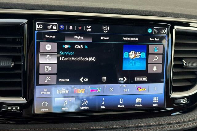 New 2026 Chrysler Pacifica Pinnacle image 17