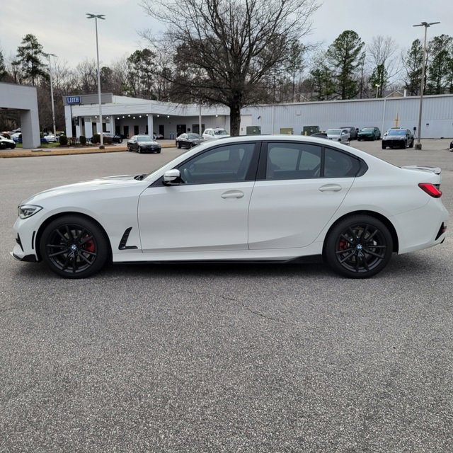 Used 2019 BMW 330i Sedan w/ Premium Package image 3