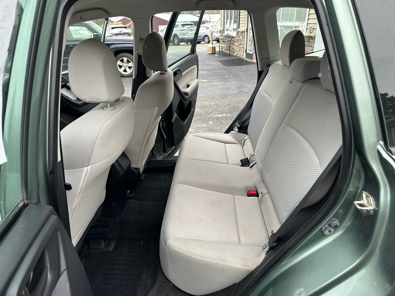 Used 2017 Subaru Forester 2.5i image 9