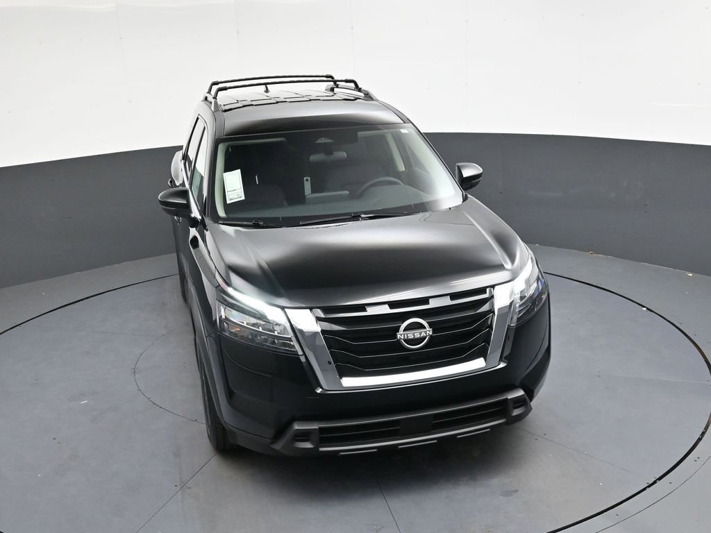 Used 2025 Nissan Pathfinder SV image 19