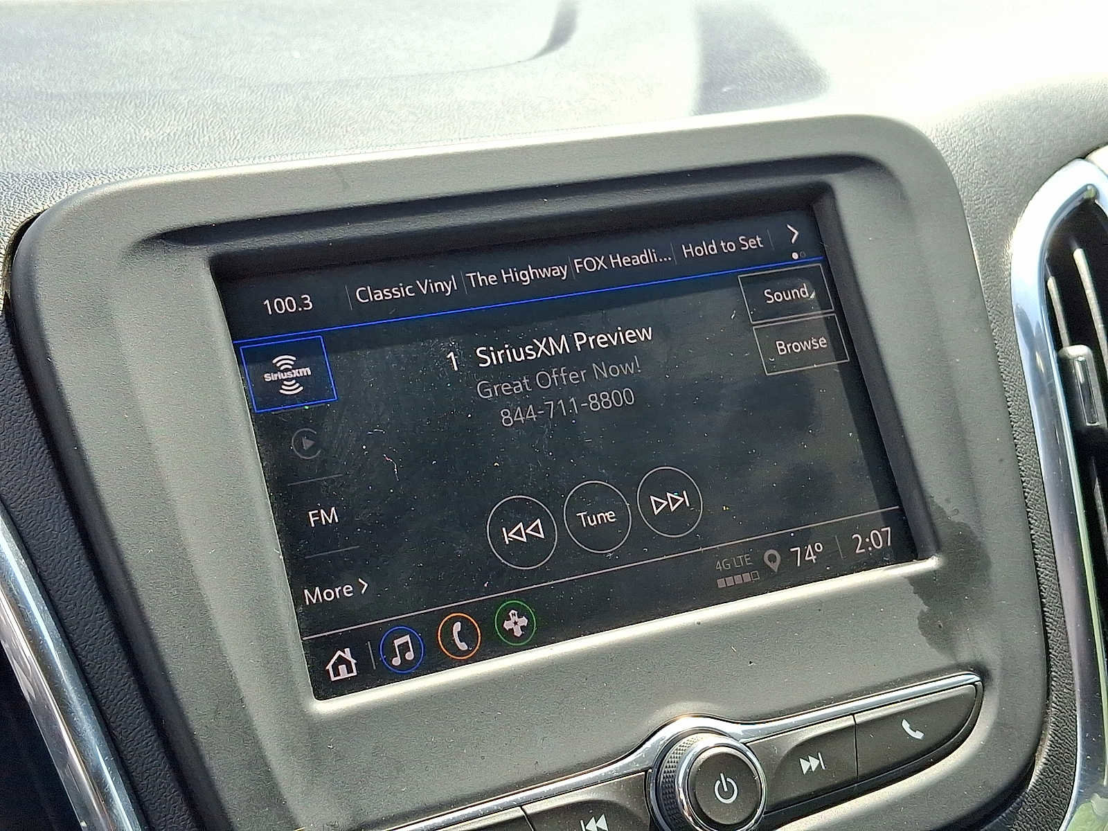 Used 2023 Chevrolet Equinox LT AWD/4WD image 17