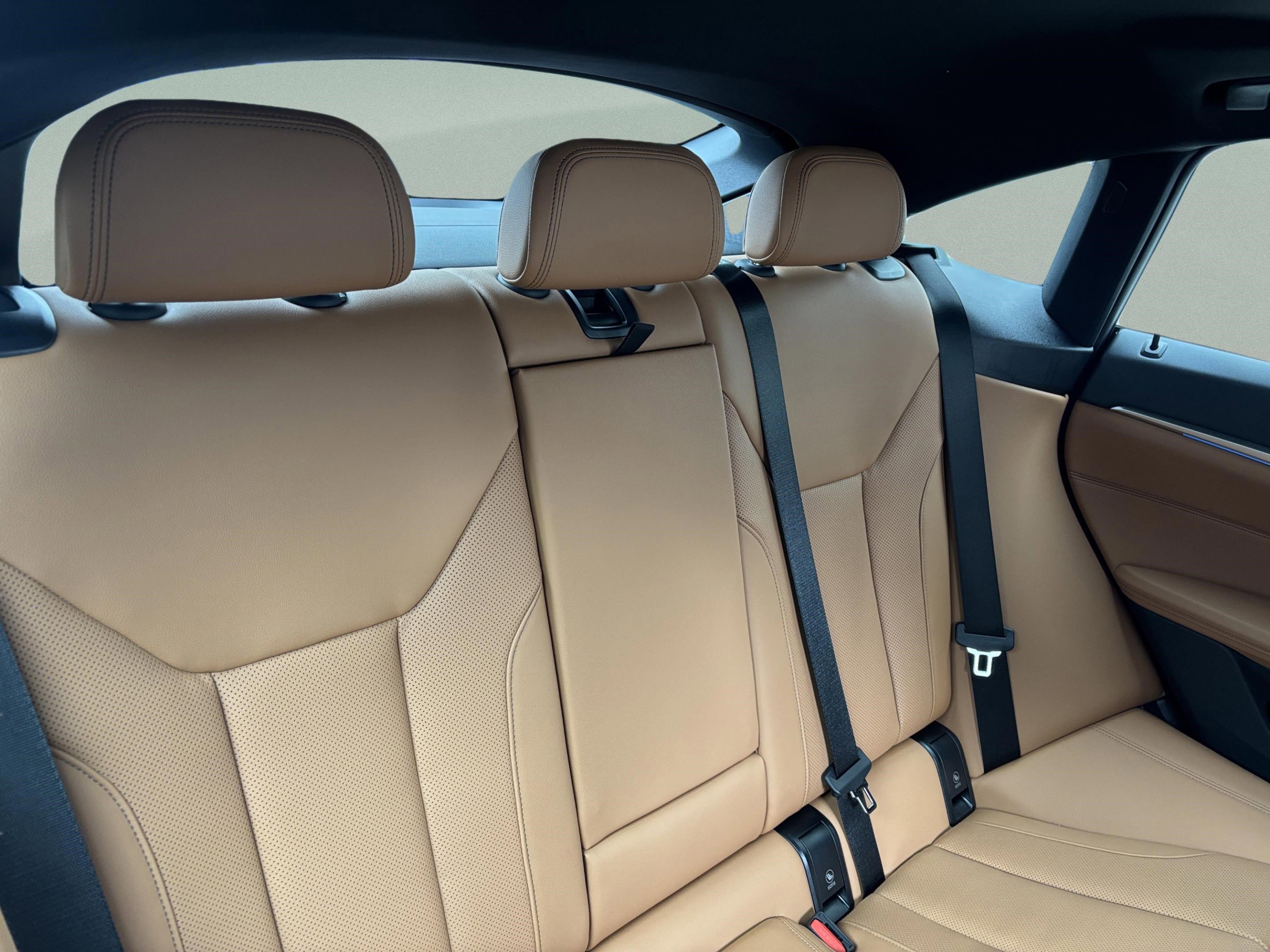 Used 2026 BMW i4 eDrive40 w/ Parking Assistance Package image 15