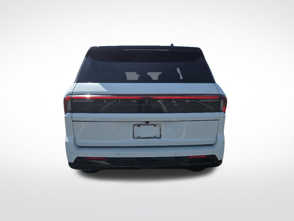 Used 2025 Lincoln Navigator Black Label AWD/4WD image 19