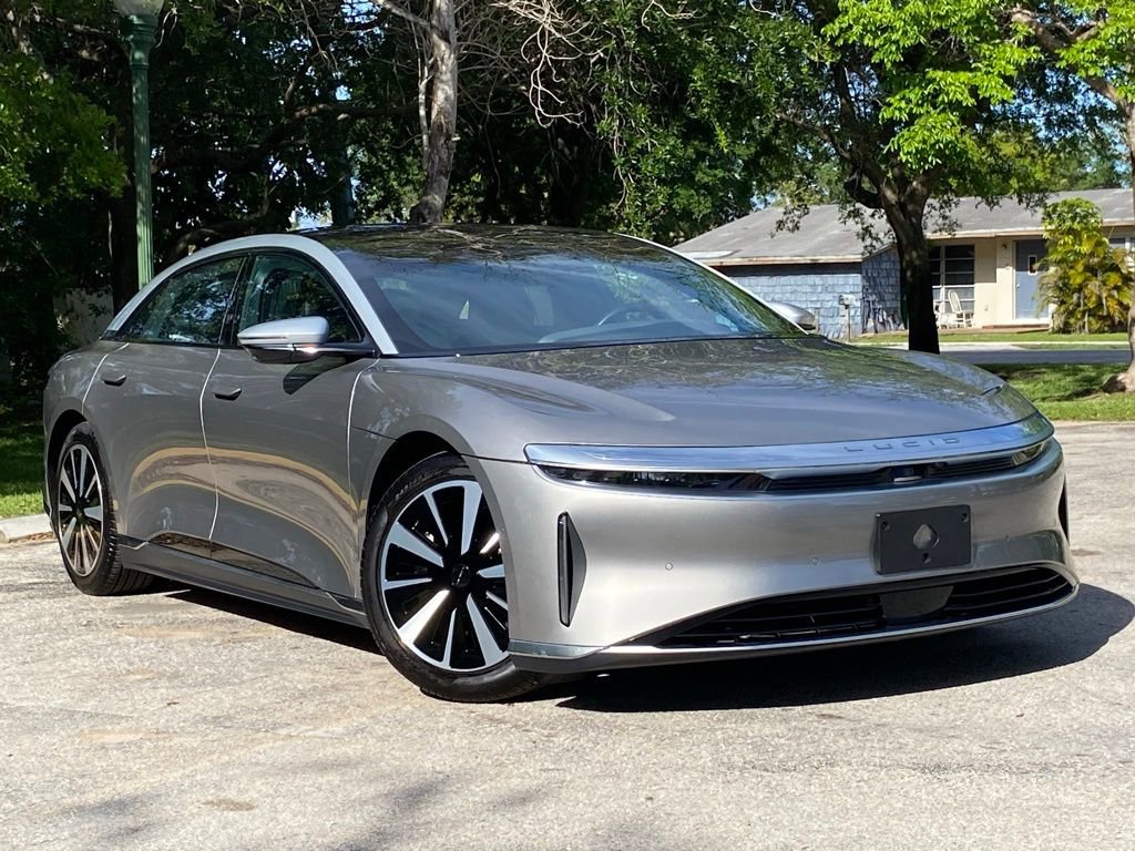 Used 2023 Lucid Air Touring image 4