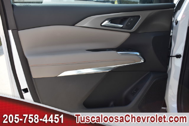 New 2027 Chevrolet Traverse LT w/ Driver Confidence Package FWD image 14