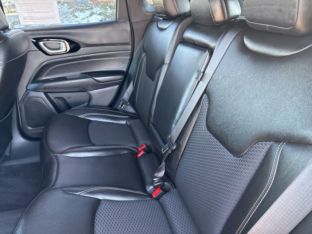 Used 2023 Jeep Compass Altitude w/ Convenience Group image 28