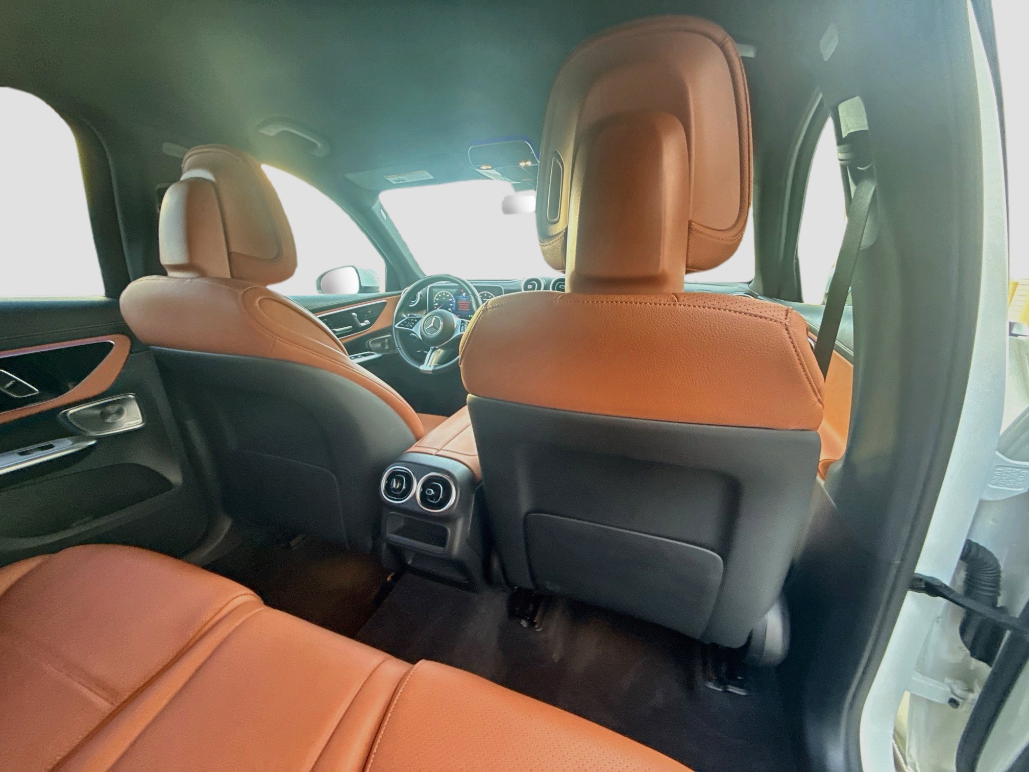 Used 2023 Mercedes-Benz GLC 300 w/ Pinnacle Trim Package image 30