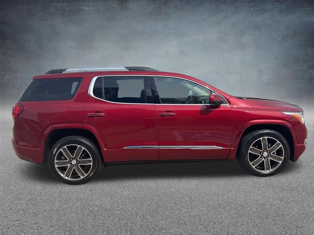 Used 2019 GMC Acadia Denali w/ Technology Package image 2