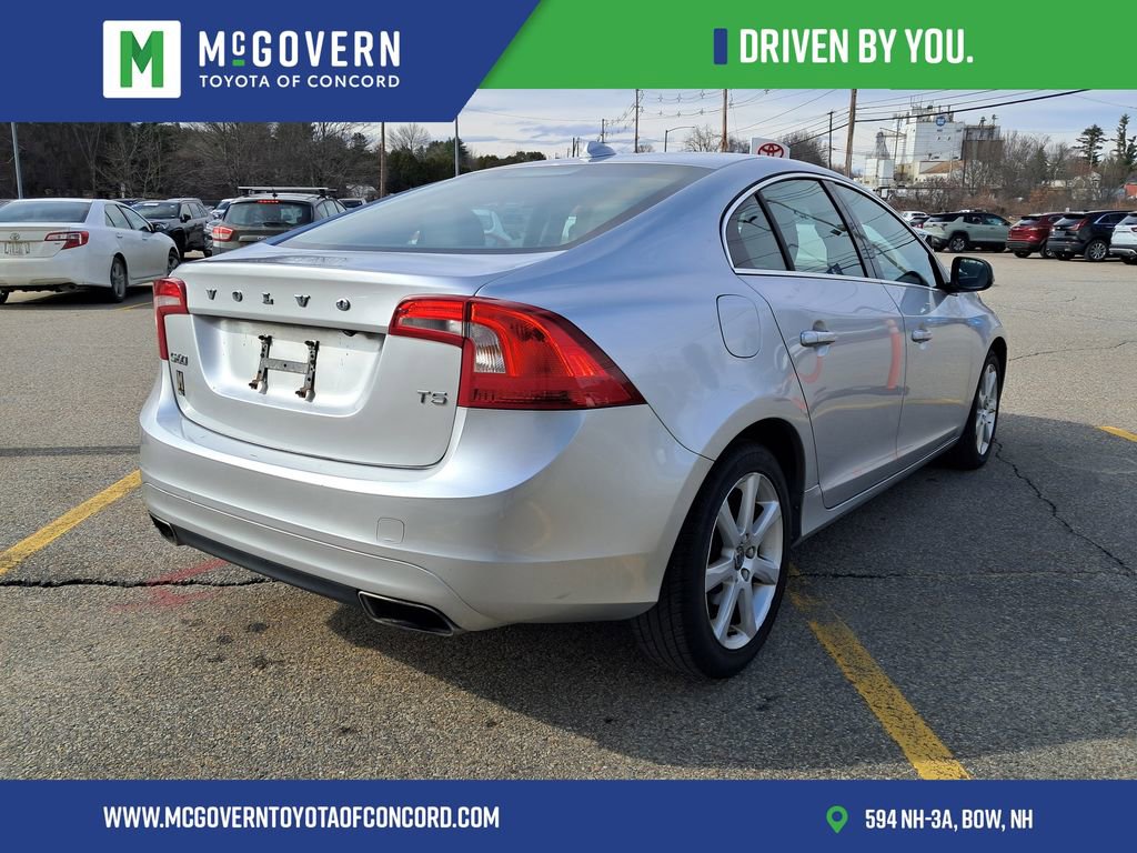 Used 2016 Volvo S60 T5 Premier image 3