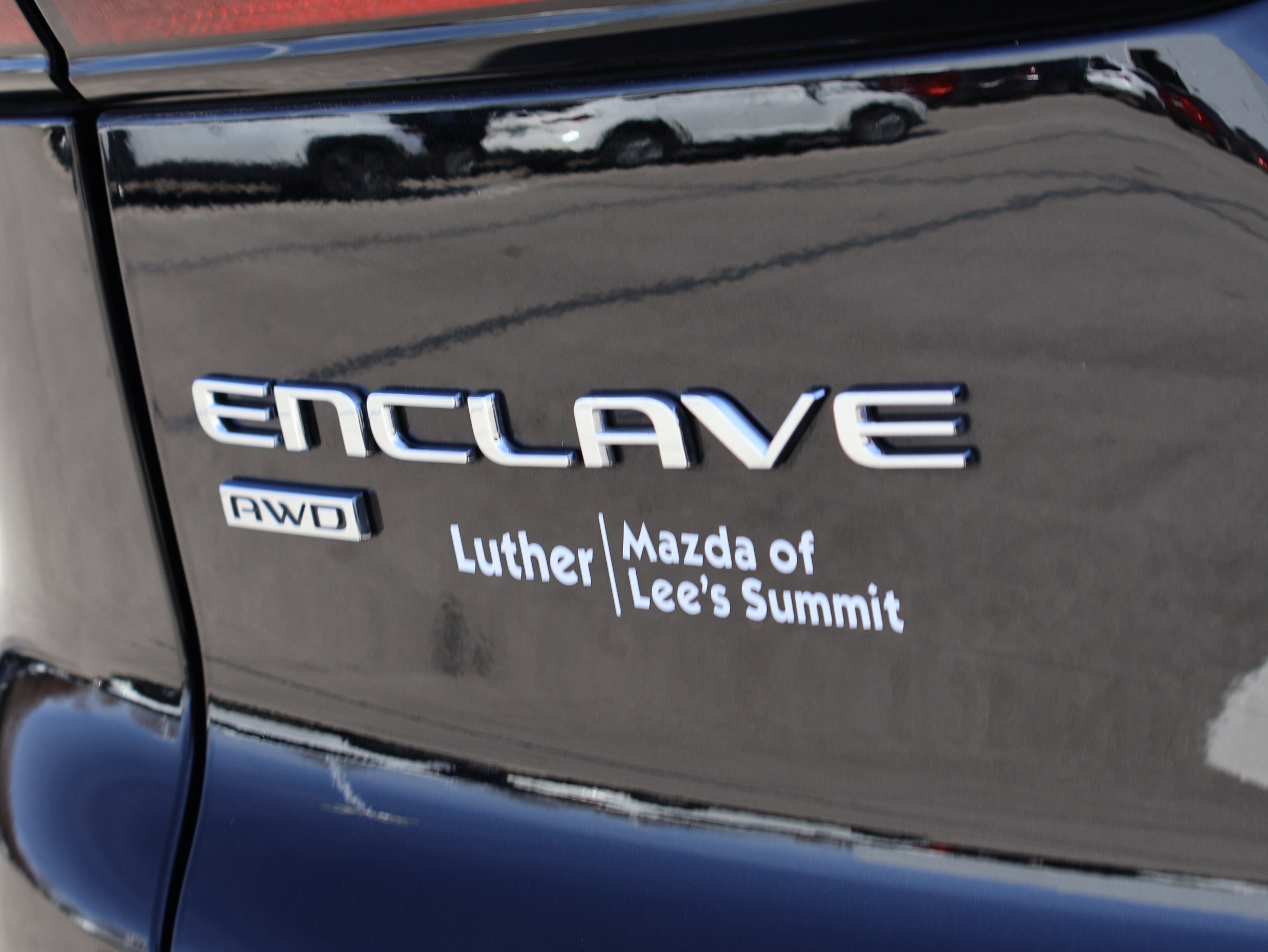 Used 2025 Buick Enclave Preferred image 18