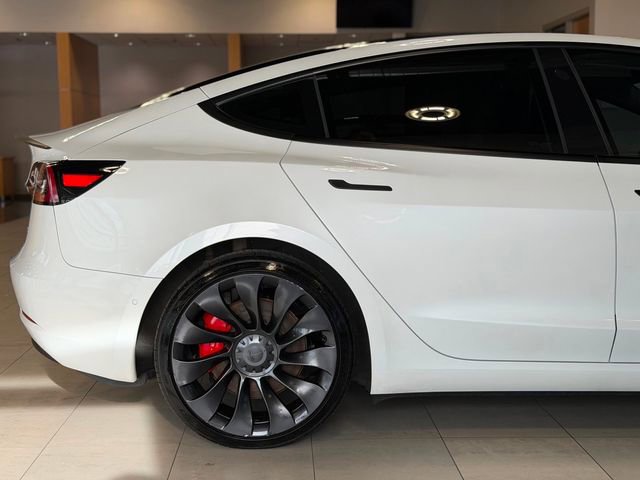 Used 2022 Tesla Model 3 Performance image 15