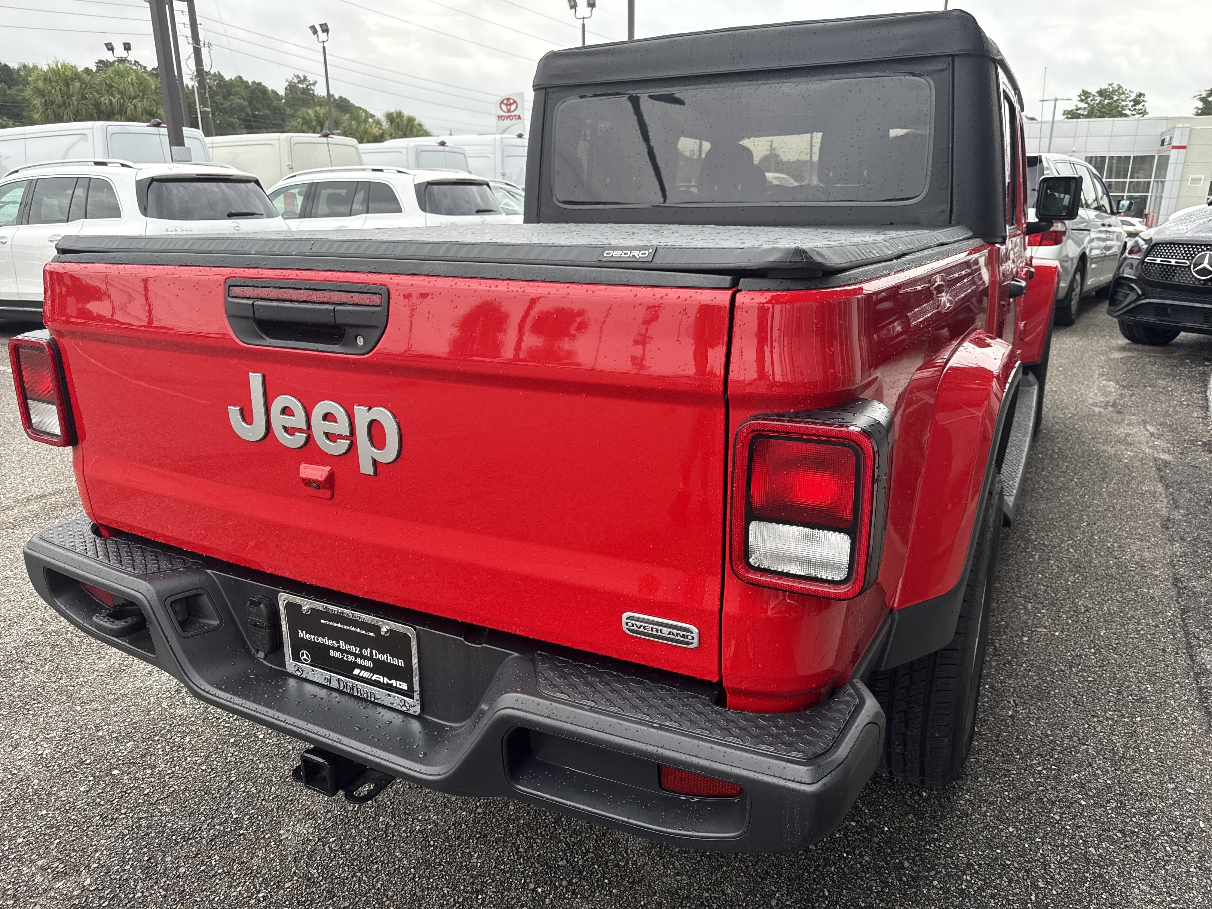Used 2021 Jeep Gladiator Overland w/ Trailer Tow Package AWD/4WD image 4