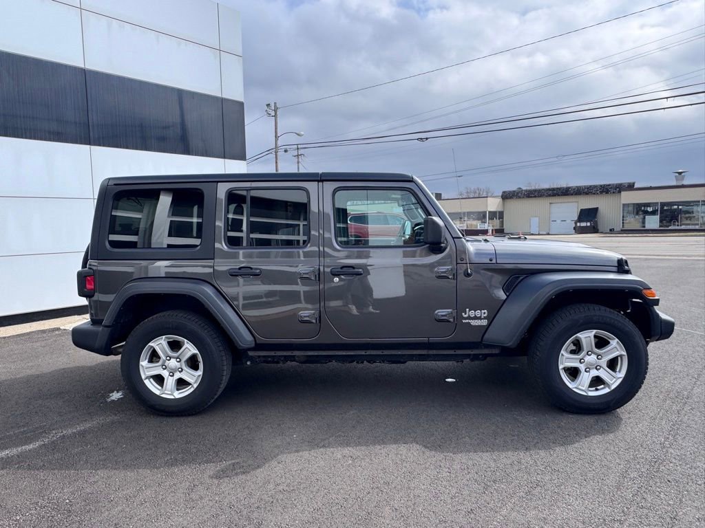 Used 2019 Jeep Wrangler Unlimited Sport S image 4