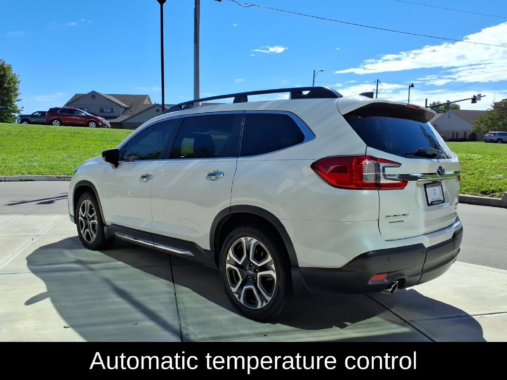 Used 2024 Subaru Ascent Touring AWD/4WD image 5