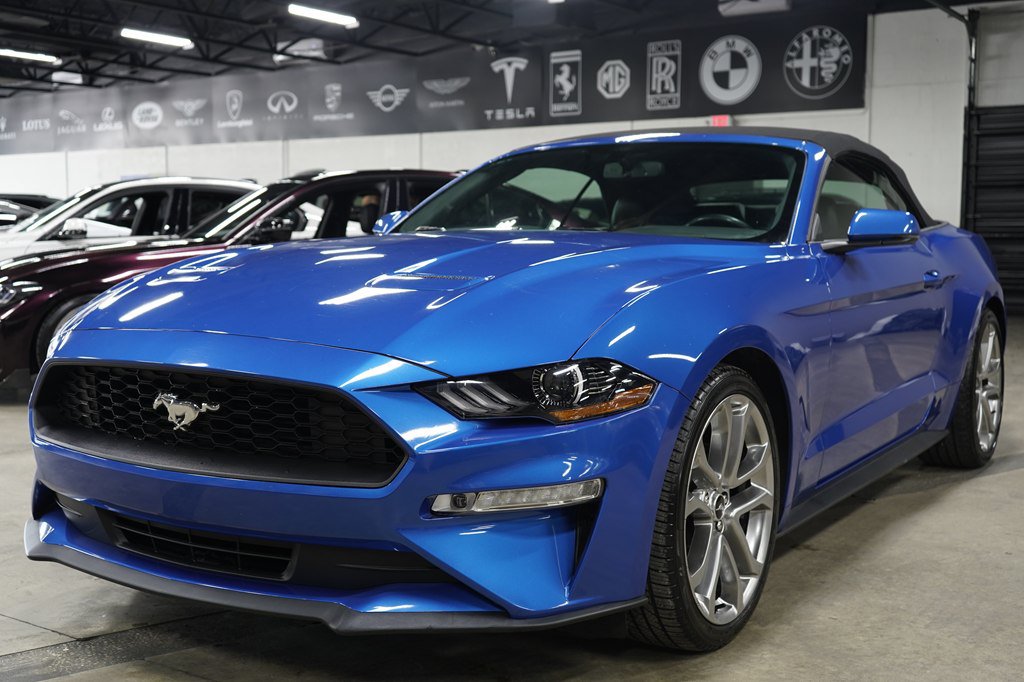 Used 2020 Ford Mustang Premium w/ Equipment Group 201A RWD image 1