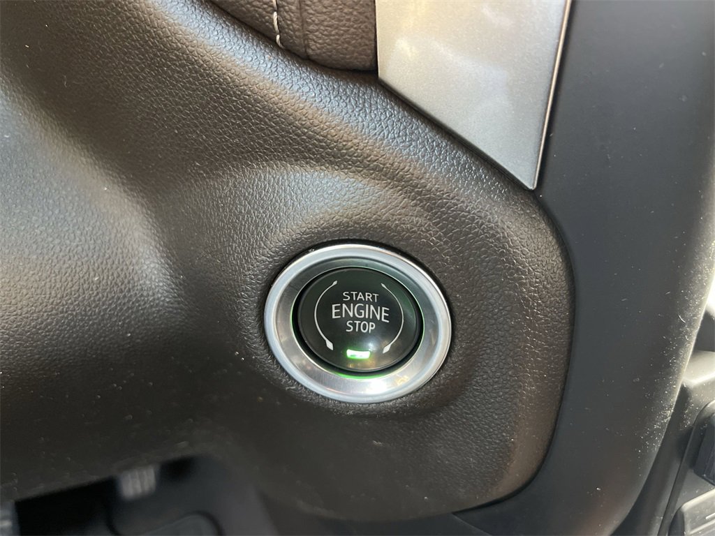 Used 2020 Chevrolet Silverado 2500 LTZ w/ LTZ Plus Package image 16