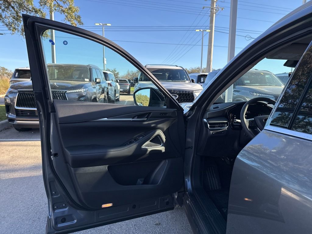 New 2026 INFINITI QX60 Luxe w/ Cargo Package AWD/4WD image 28