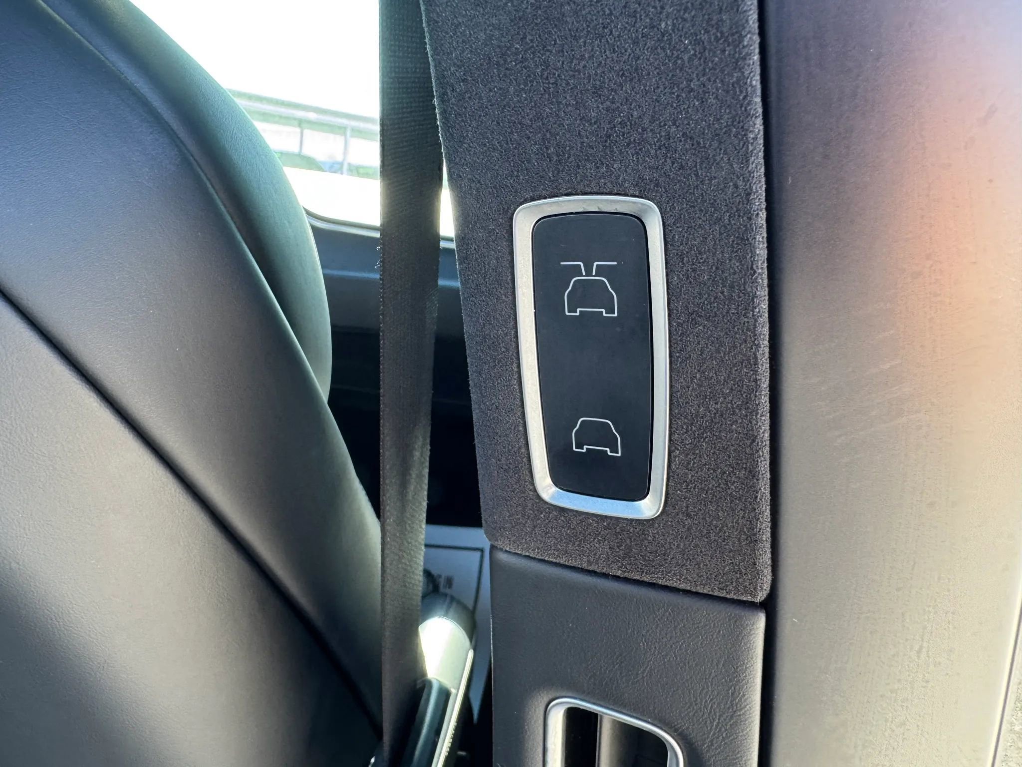 Used 2017 Tesla Model X 100D image 22