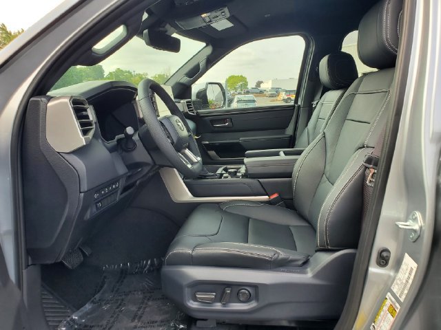 New 2026 Toyota Tundra Limited AWD/4WD image 19