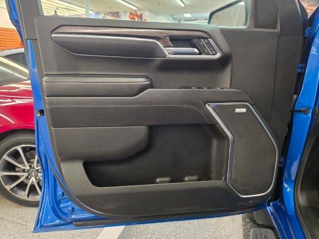 Used 2022 Chevrolet Silverado 1500 LTZ w/ Technology Package AWD/4WD image 29