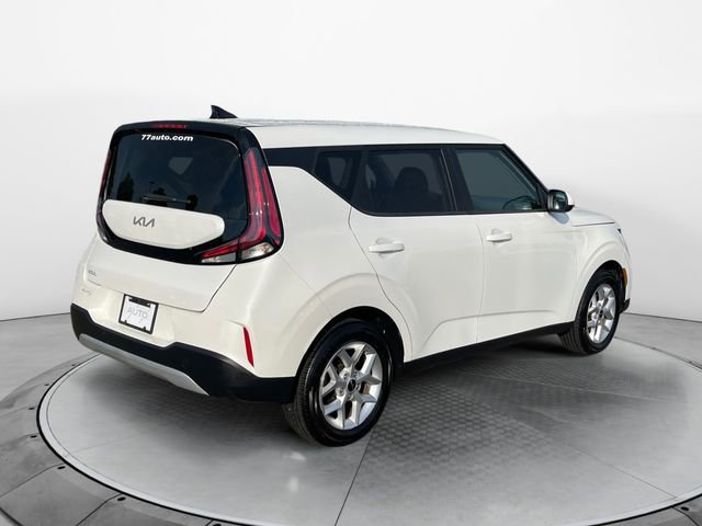 Used 2024 Kia Soul LX w/ Option Group 015 image 5
