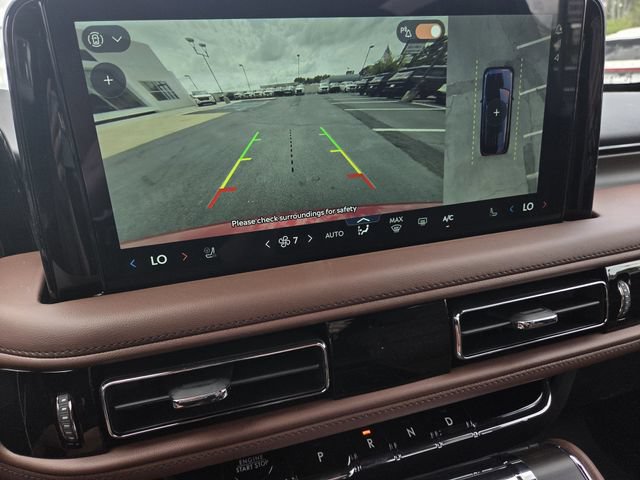 New 2026 Lincoln Aviator Reserve w/ Luxury Package RWD image 9