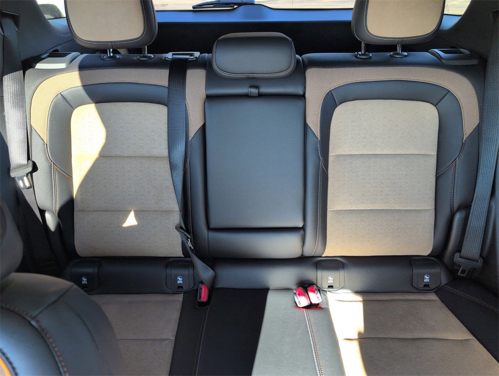 New 2026 Chevrolet Equinox ACTIV w/ Safety and Technology Package image 29