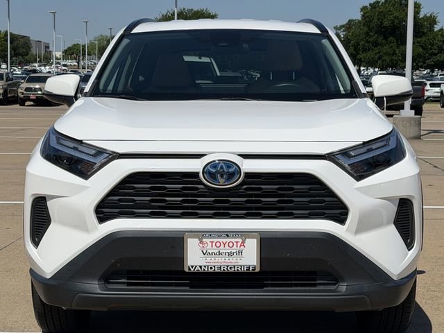 Certified 2024 Toyota RAV4 LE AWD/4WD image 8