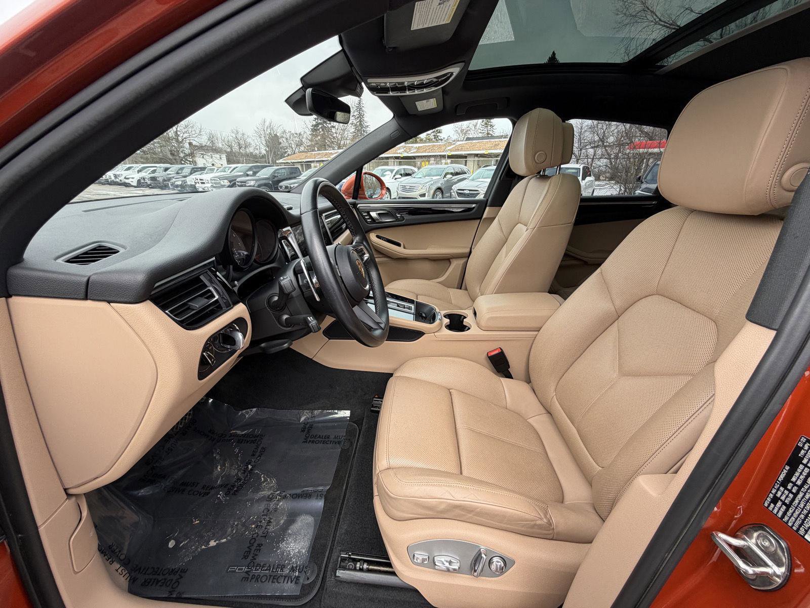Used 2022 Porsche Macan S AWD/4WD image 9