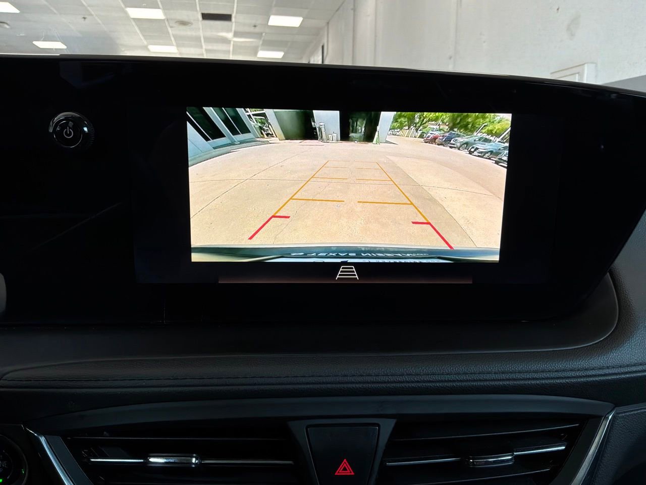 Used 2025 Buick Encore GX Preferred FWD image 30