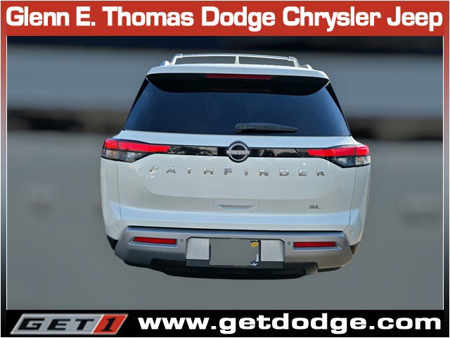 Used 2022 Nissan Pathfinder SL FWD image 8