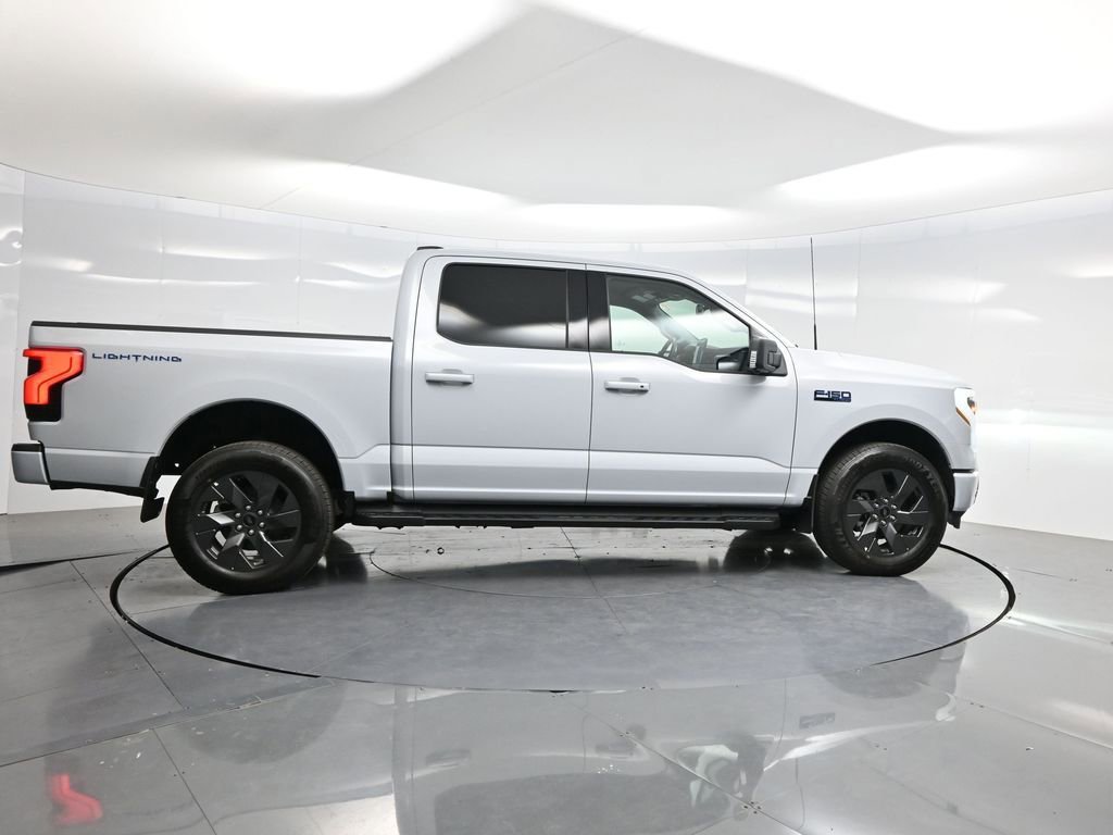 Used 2025 Ford F150 Lightning Flash AWD/4WD image 30