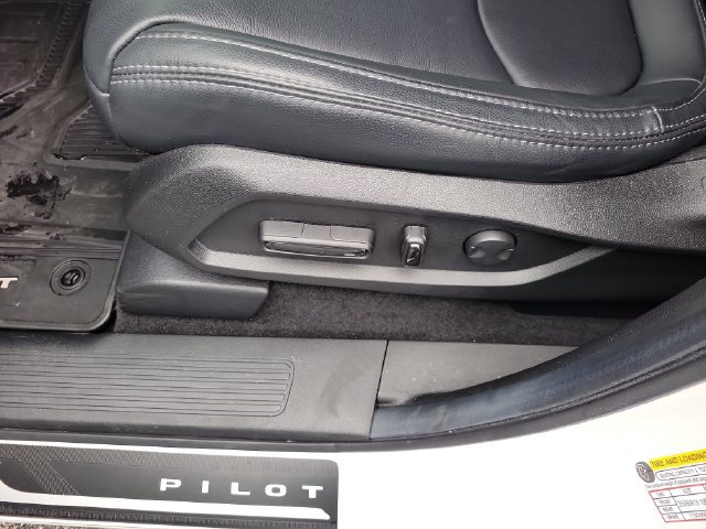 Used 2025 Honda Pilot EX-L image 20
