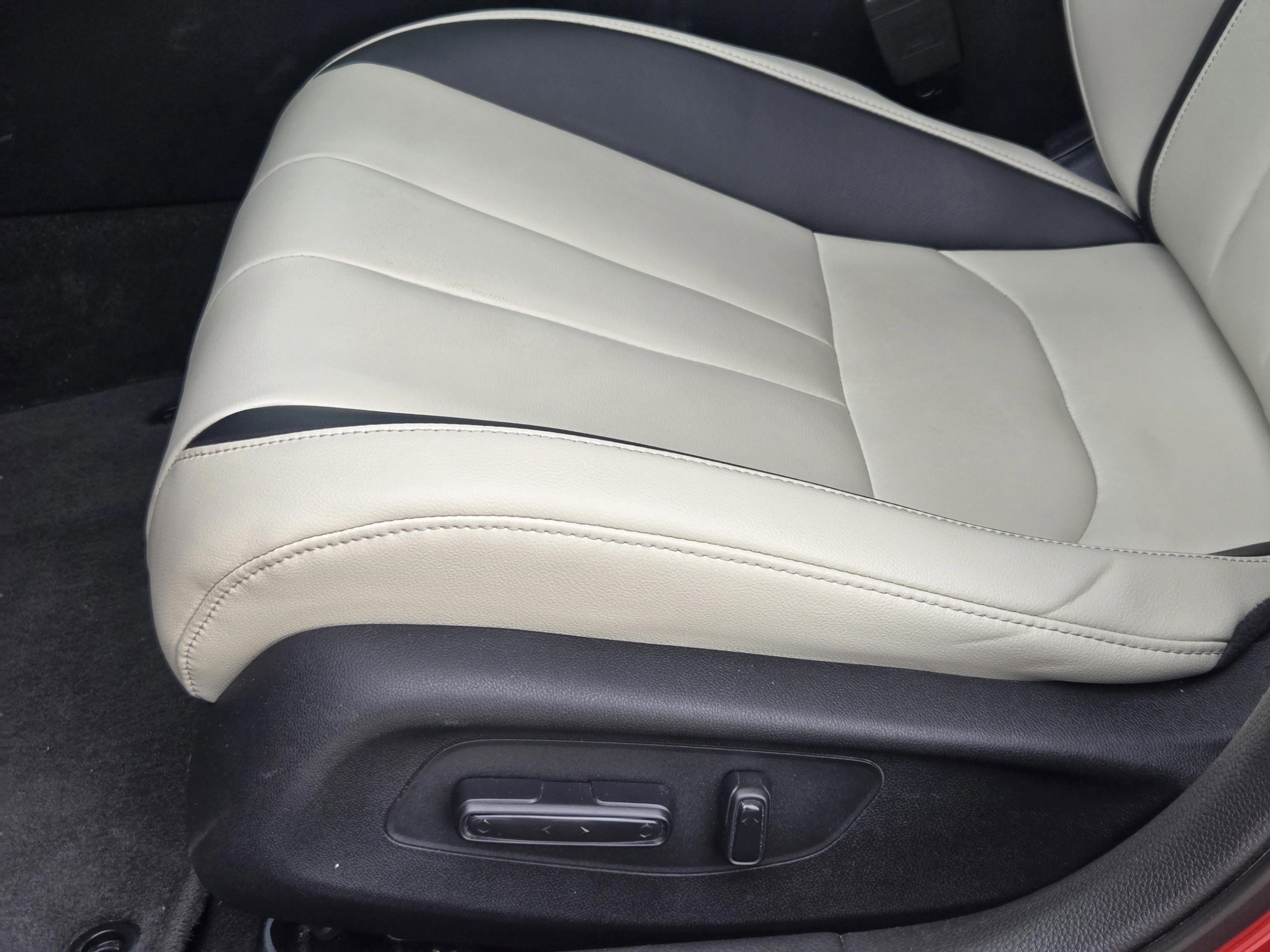 Used 2023 Acura Integra A-Spec image 18