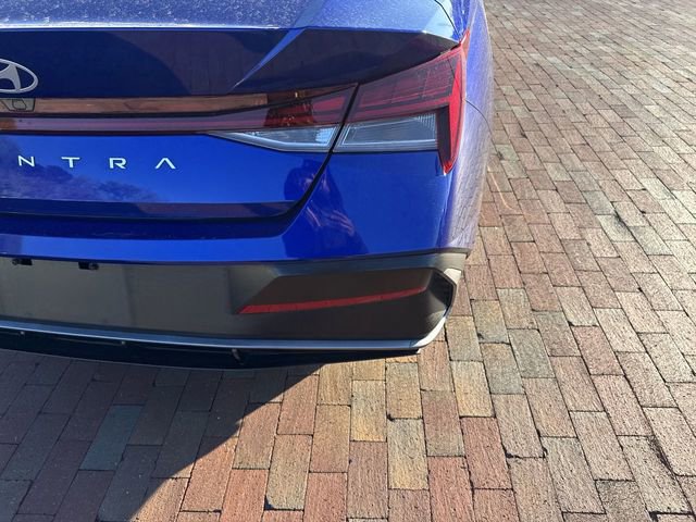 Used 2024 Hyundai Elantra SEL w/ Convenience Package image 12