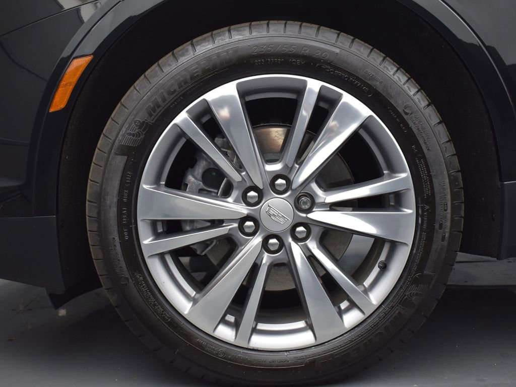 Certified 2024 Cadillac XT5 Premium Luxury w/ LPO, Floor Liner Package image 8