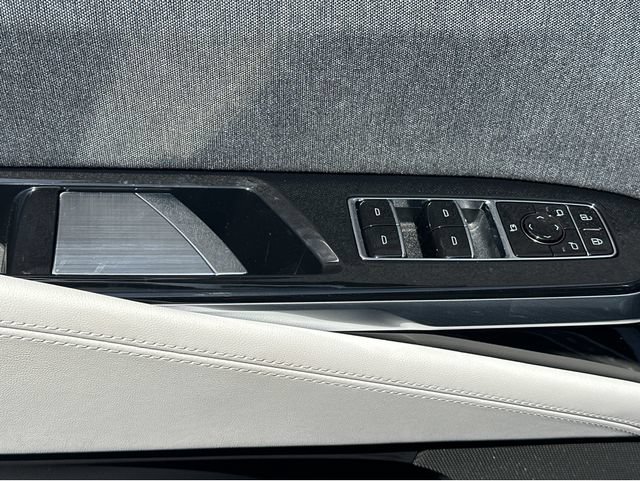 New 2026 Cadillac Escalade ESV Platinum Sport w/ LPO, ONYX Package AWD/4WD image 35