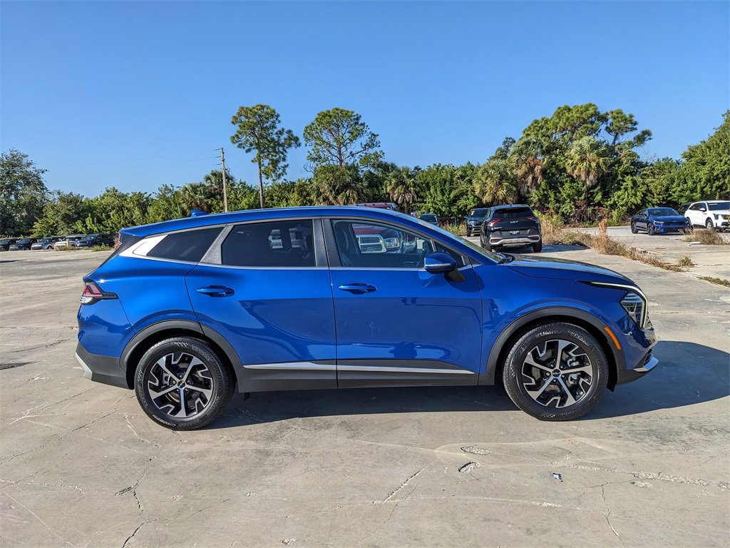 Certified 2024 Kia Sportage EX image 10