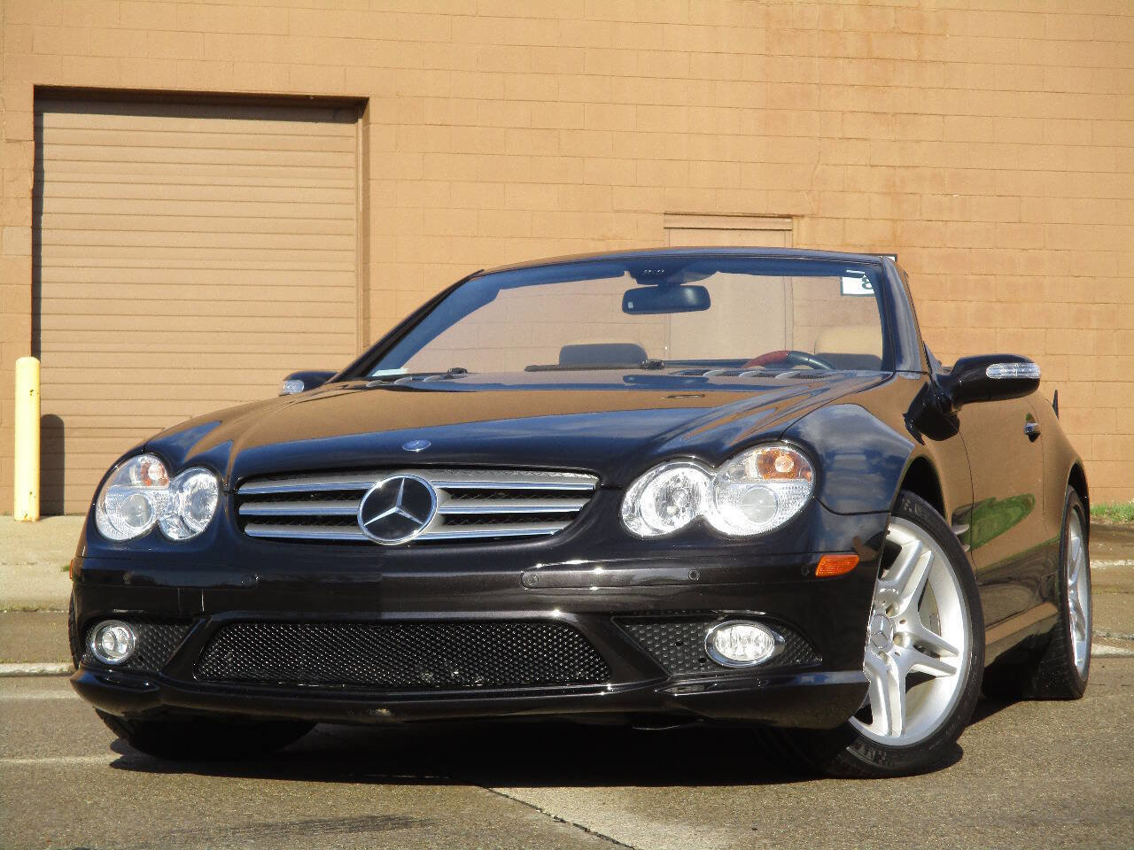 Used 2007 Mercedes-Benz SL 550 image 1